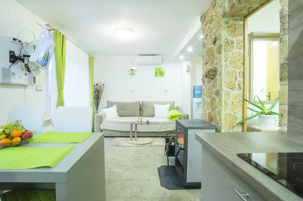 Moonriver Apartment Veljun Exterior foto
